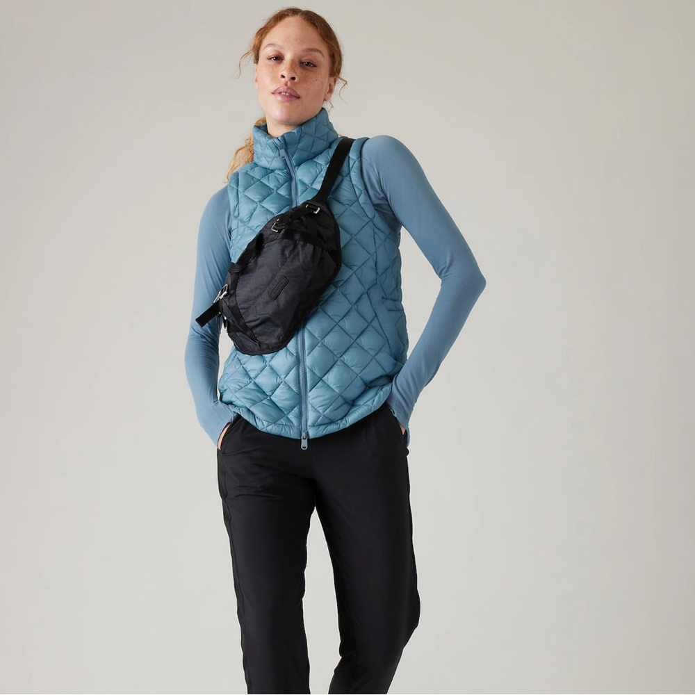 Athleta Excursion Crossbody Waistbag